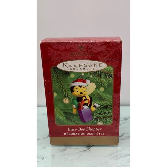 Vintage Hallmark Keepsake Christmas Tree Ornament Busy Bee Shopper 2000 - Picture 1 of 3